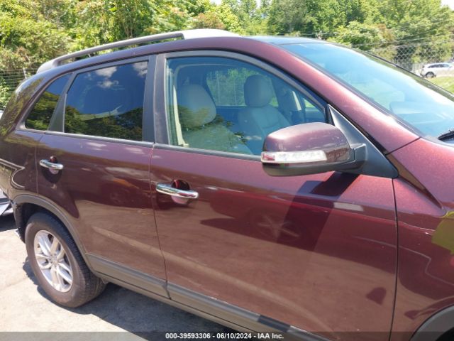 5XYKT3A66FG634243 KIA SORENTO LX