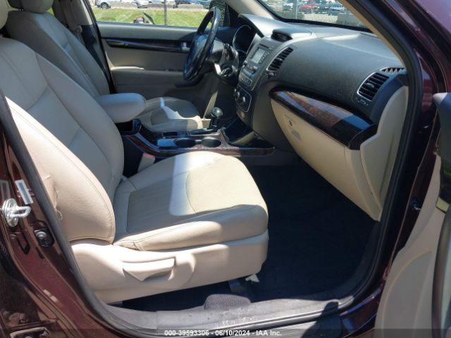 5XYKT3A66FG634243 KIA SORENTO LX