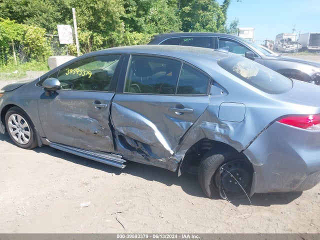 Toyota COROLLA LE 2022 JTDEPMAE1N3029256 Image 14