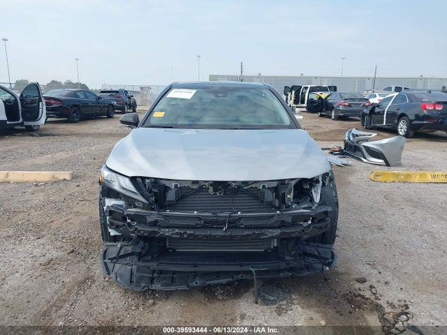Toyota CAMRY XSE 2024 4T1K61AK2RU213952 Image 13