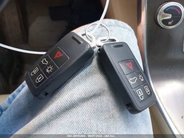 YV1612TK0F2349683 Volvo S60 T5 Premier