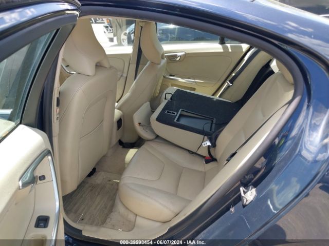 YV1612TK0F2349683 Volvo S60 T5 Premier