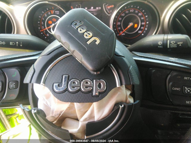 1C4HJXDG9LW147063 Jeep Wrangler Unlimited Sport 4x4