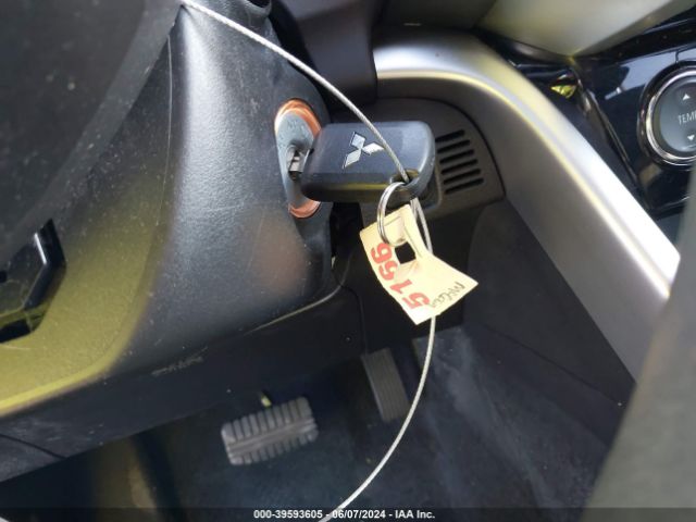 JA4AT3AA9JZ067501 Mitsubishi Eclipse Cross Es
