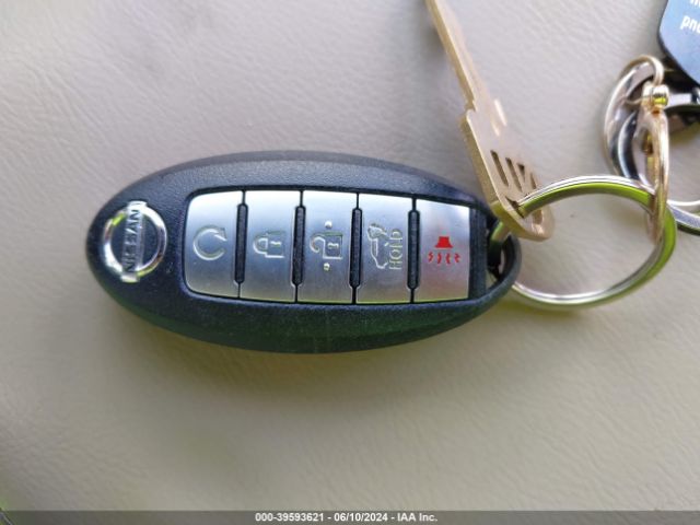 5N1DR2MN9HC904914 Nissan Pathfinder Sl