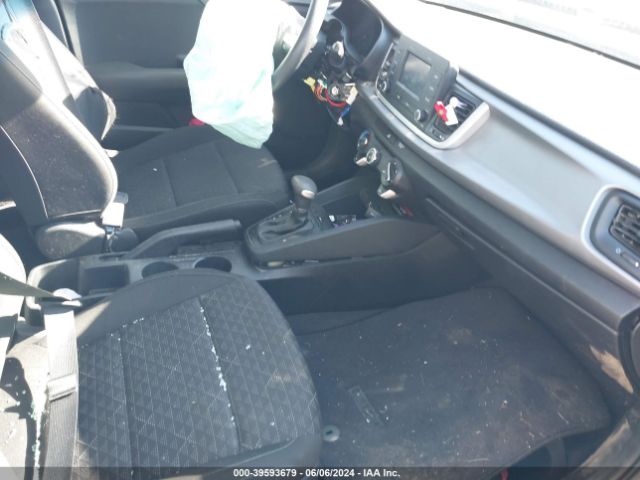 3KPA24AB1KE249584 KIA RIO LX