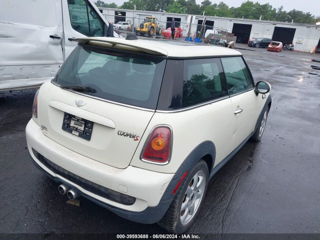 2007 MINI COOPER S WMWMF73577TV30682 Photo 3