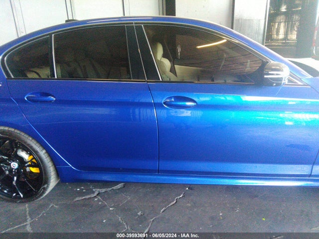 BMW M5 2022 WBS83CH03NCH59436 Image 14