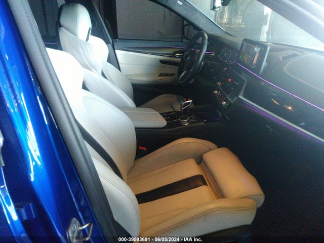 BMW M5 2022 WBS83CH03NCH59436 Image 5