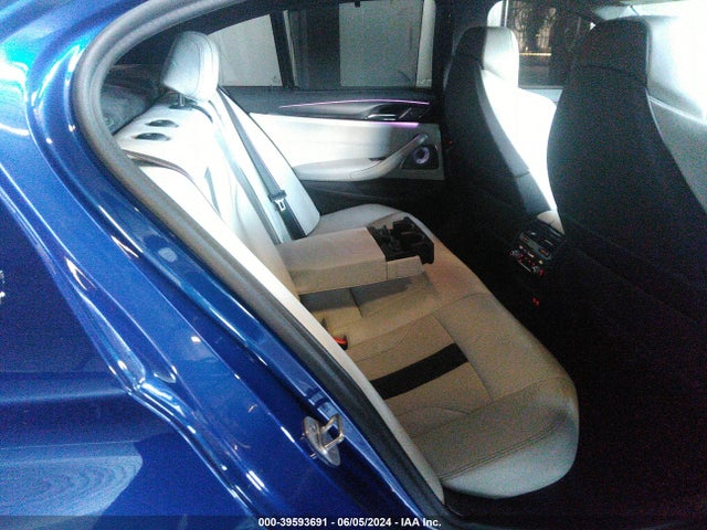 BMW M5 2022 WBS83CH03NCH59436 Image 8