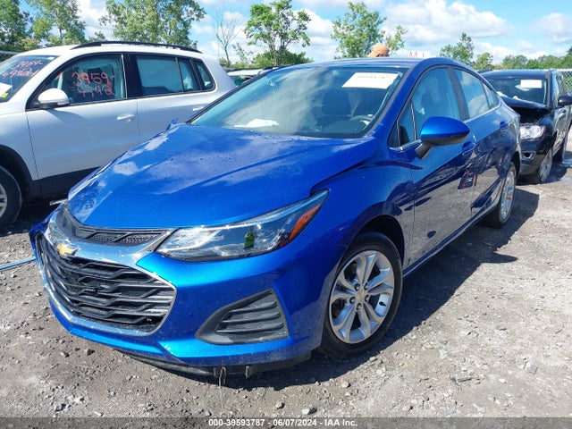 Chevrolet CRUZE LT 2019 1G1BE5SM0K7104126 Image 2