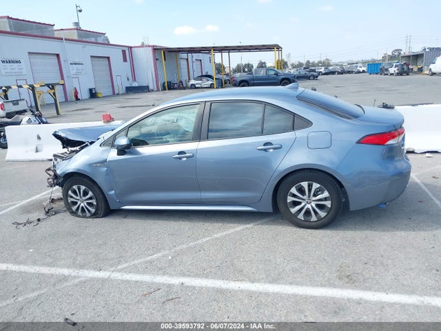 Toyota Corolla Hybrid Le 2021 JTDEAMDE3MJ016712 Image 14