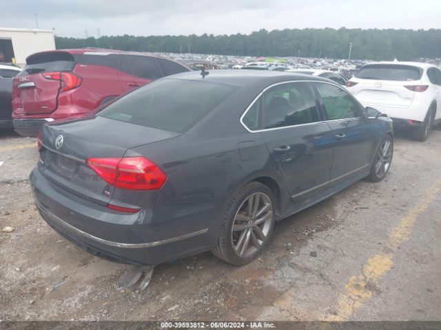1VWAT7A32GC034332 Volkswagen Passat 1.8t R-line