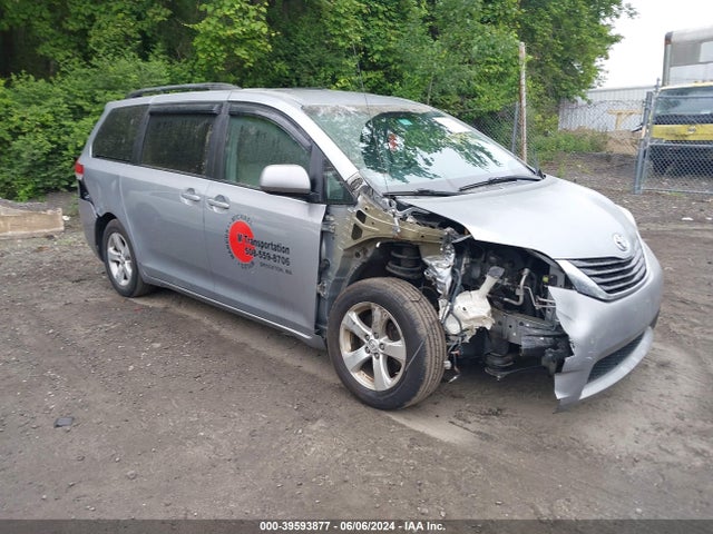 Toyota Sienna Le V6 8 Passenger 2014 5TDKK3DC0ES520065 main image