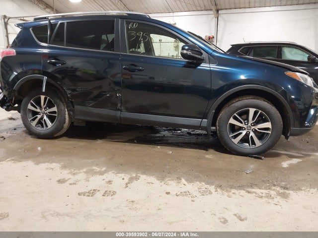 Toyota Rav4 Xle 2018 JTMRFREV6JJ738864 Image 13