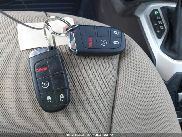 Jeep Renegade Latitude 2016 ZACCJABT5GPD82540 Image 11