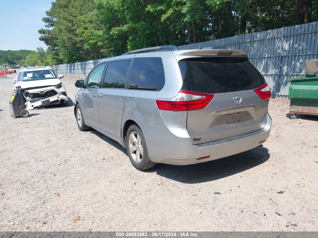 Toyota Sienna Le 8 Passenger 2016 5TDKK3DC7GS727345 Image 3
