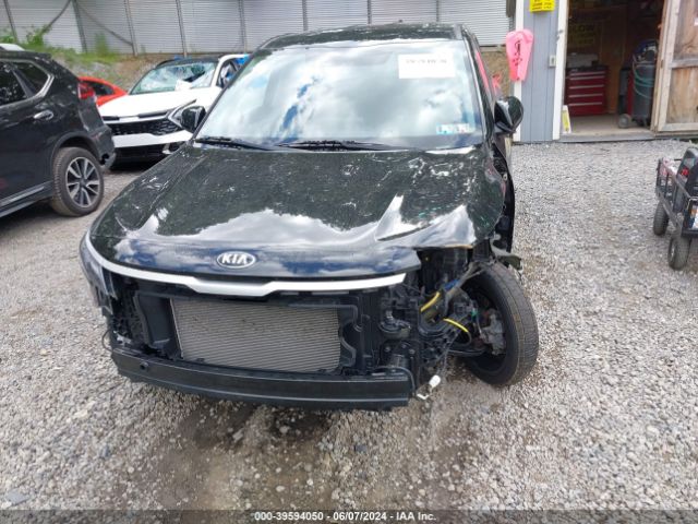 KNDEPCAA0M7184864 KIA Seltos Lx