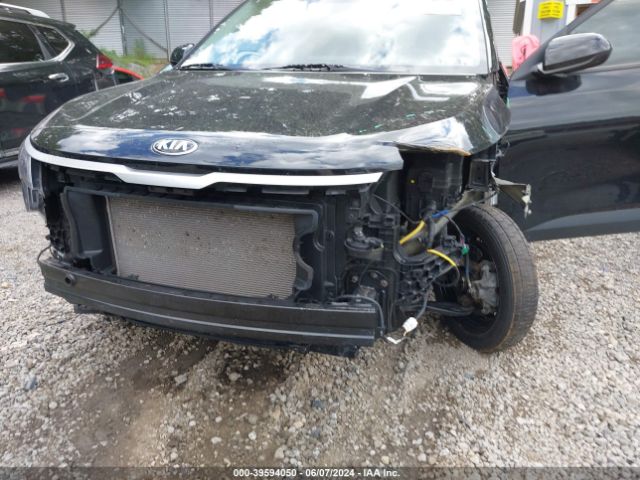 KNDEPCAA0M7184864 KIA Seltos Lx