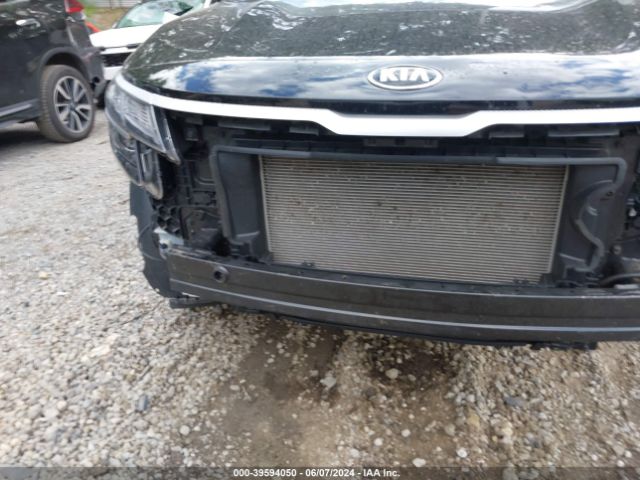 KNDEPCAA0M7184864 KIA Seltos Lx