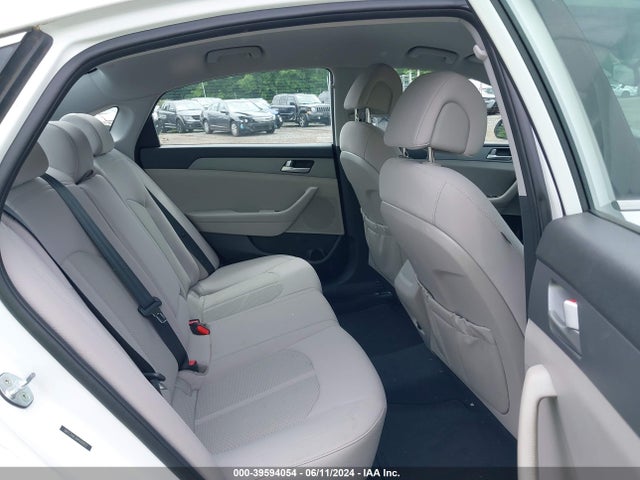 Hyundai Sonata 2017 5NPE24AF3HH595922 Image 8
