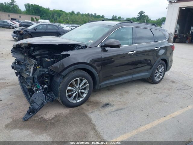KM8SMDHF6HU225133 Hyundai Santa Fe Se