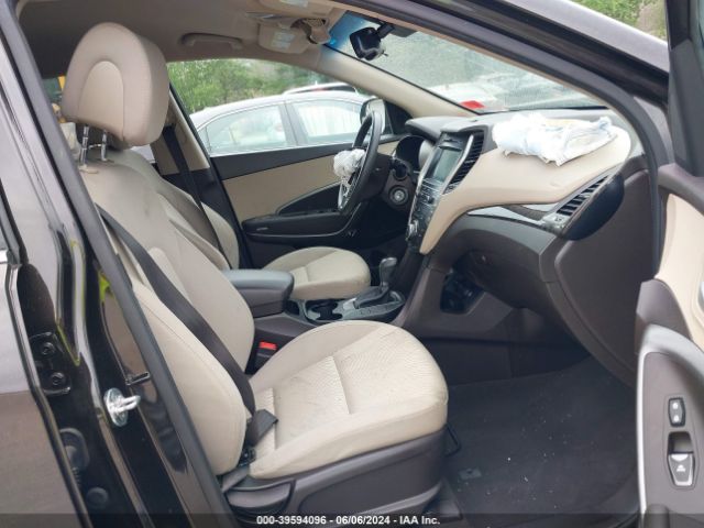 KM8SMDHF6HU225133 Hyundai Santa Fe Se