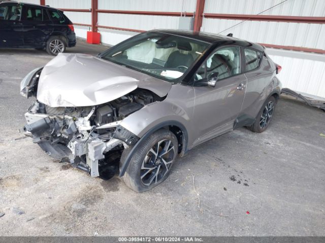 2019 TOYOTA C-HR NMTKHMBX7KR090975 Photo 1