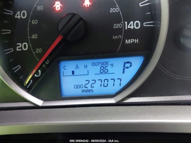 Toyota Rav4 Xle 2015 JTMWFREV0FD050321 Image 15