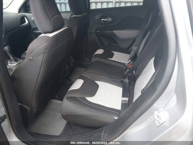 Jeep Cherokee Latitude 2014 1C4PJLCB8EW303459 Image 8