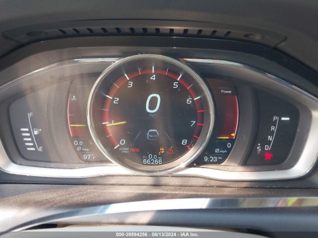 YV440MDM3F2676538 Volvo Xc60 T5 Platinum