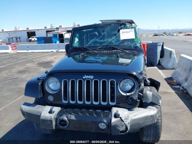 1C4BJWEG1JL903126 Jeep Wrangler Jk Unlimited Sahara