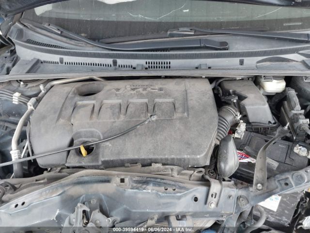 2018 TOYOTA COROLLA 5YFBURHE3JP782528 Photo 9