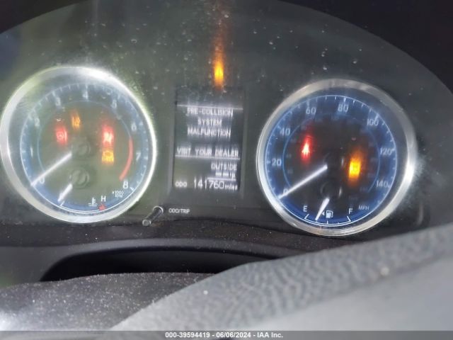 2018 TOYOTA COROLLA 5YFBURHE3JP782528 Photo 6