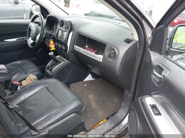 1C4NJCEB8HD199012 Jeep Compass High Altitude Fwd