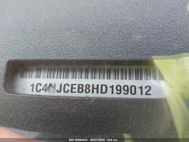 1C4NJCEB8HD199012 Jeep Compass High Altitude Fwd