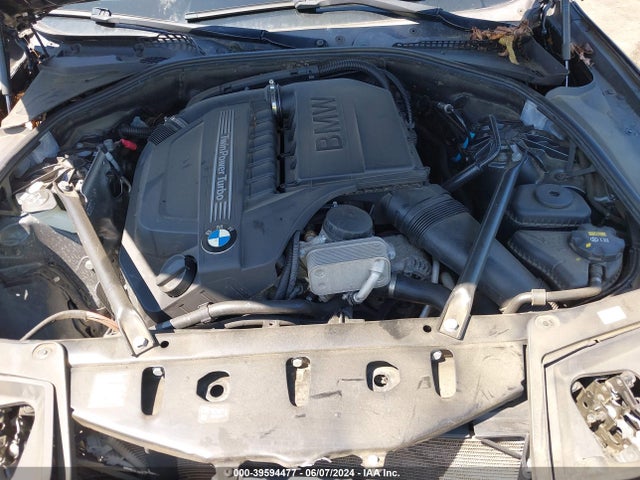 BMW 535i Xdrive 2016 WBA5B3C59GG258704 Image 10