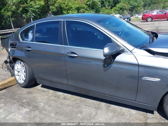 BMW 535i Xdrive 2016 WBA5B3C59GG258704 Image 14