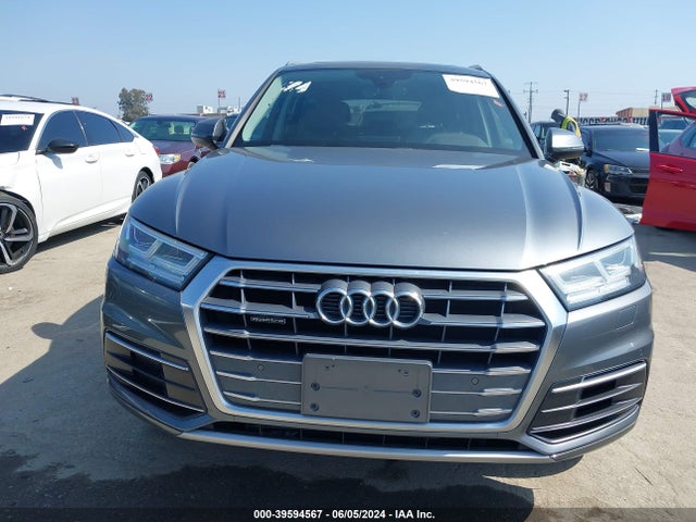 WA1BNAFY9J2093145 Audi Q5 2.0t Premium/2.0t Tech Premium