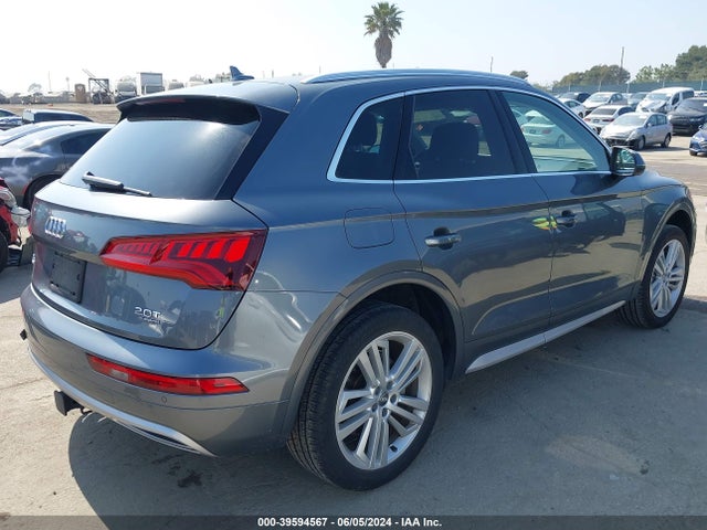 WA1BNAFY9J2093145 Audi Q5 2.0t Premium/2.0t Tech Premium