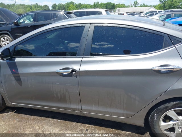 5NPDH4AE9EH473711 Hyundai ELANTRA SE
