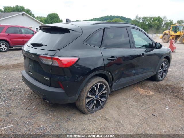 2022 FORD ESCAPE 1FMCU9G66NUA43138 Photo 3