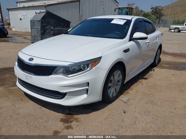 KIA Optima Lx 2016 5XXGT4L37GG081719 Image 2