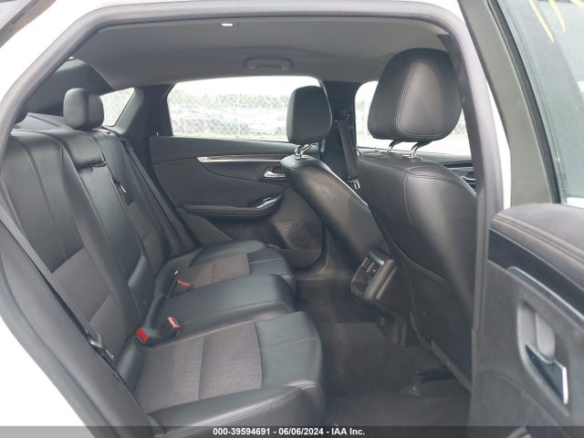 Chevrolet IMPALA 1LT 2017 2G1105S36H9178501 Image 8