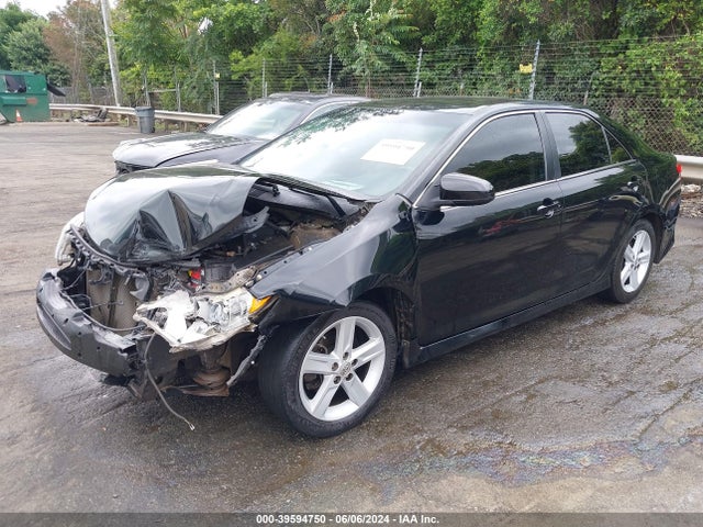 Toyota CAMRY SE 2014 4T1BF1FK6EU332719 Image 2