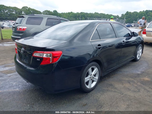 Toyota CAMRY SE 2014 4T1BF1FK6EU332719 Image 4