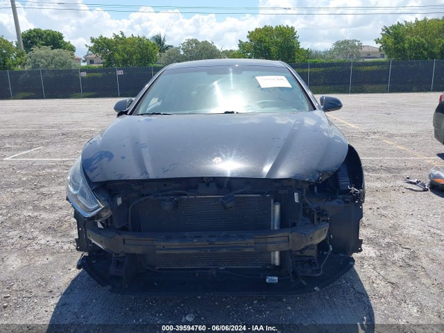 Hyundai SONATA SE 2018 5NPE24AF8JH709600 Image 13