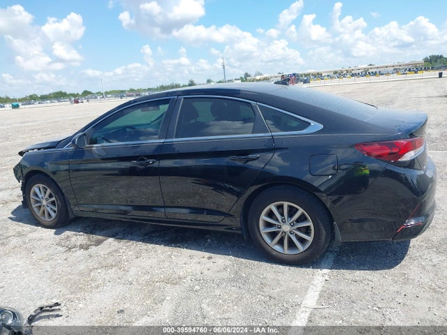 Hyundai SONATA SE 2018 5NPE24AF8JH709600 Image 15