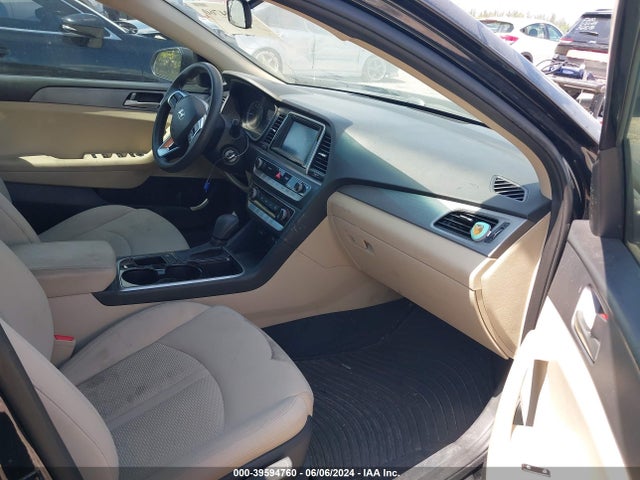 Hyundai SONATA SE 2018 5NPE24AF8JH709600 Image 5