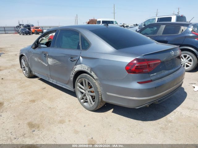 1VWAA7A33JC022798 Volkswagen Passat 2.0t R-line/2.0t S